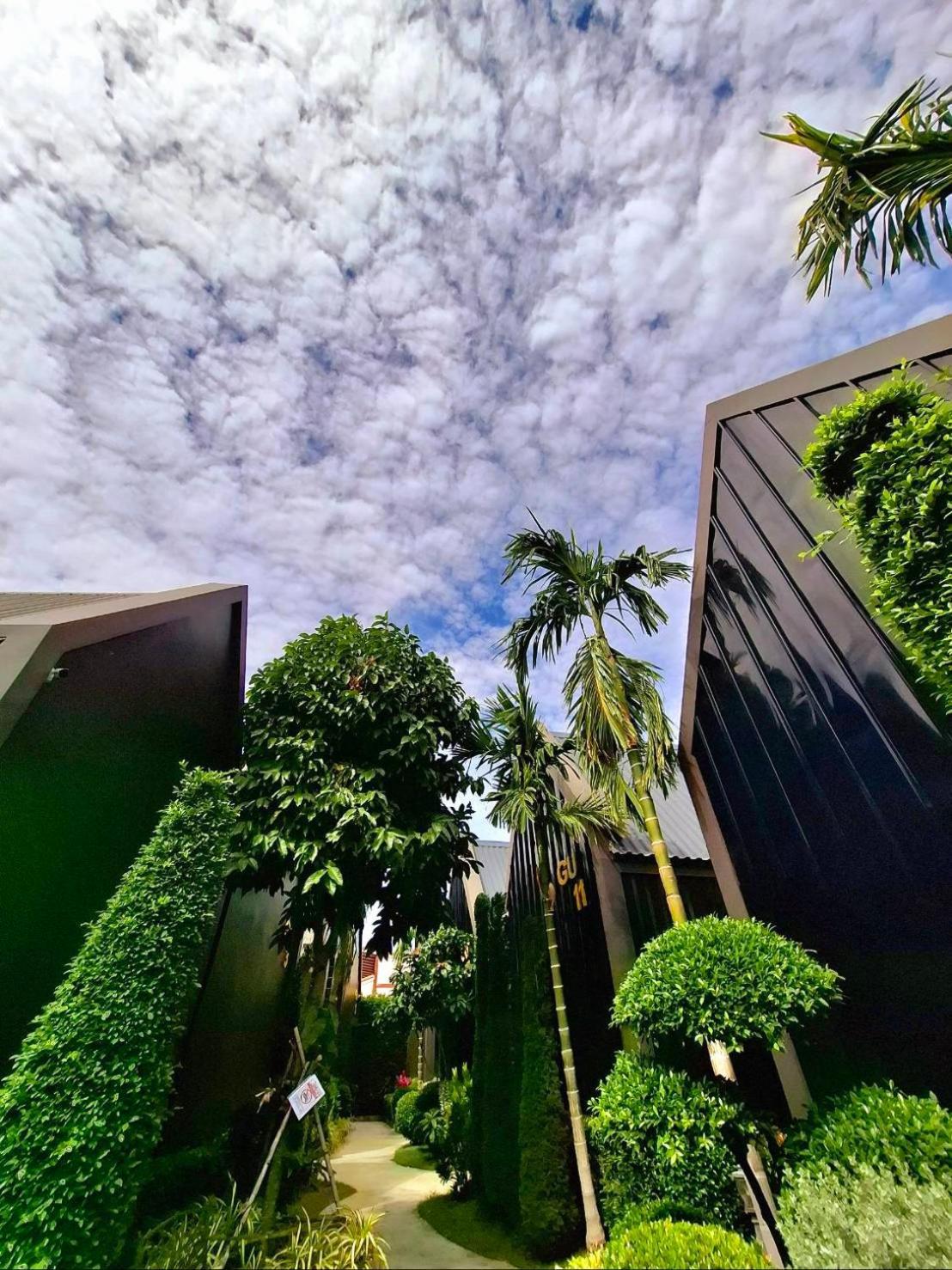 Sawasdee​ Buriram​ Resort Ngoại thất bức ảnh