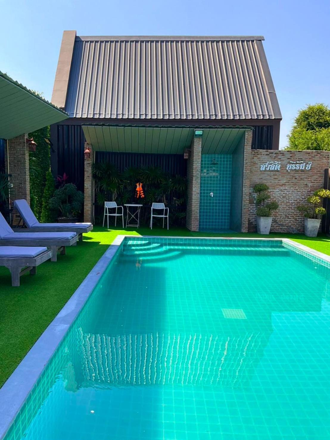 Sawasdee​ Buriram​ Resort Ngoại thất bức ảnh