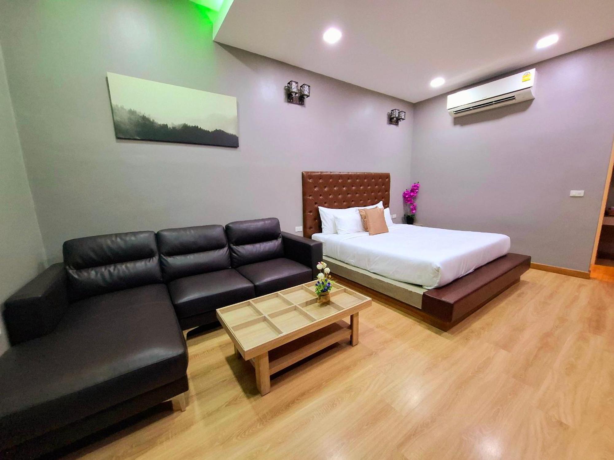 Sawasdee​ Buriram​ Resort Phòng bức ảnh