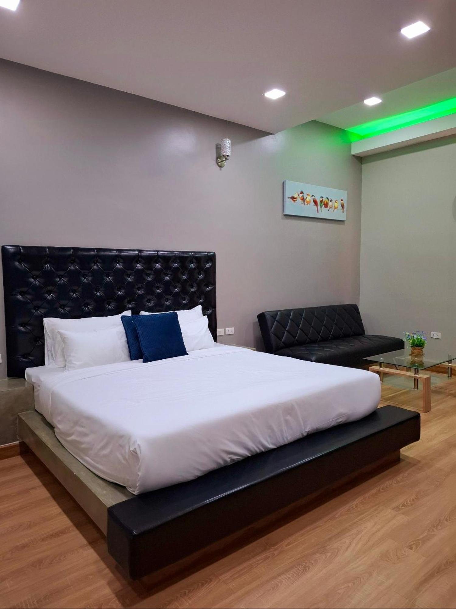 Sawasdee​ Buriram​ Resort Phòng bức ảnh