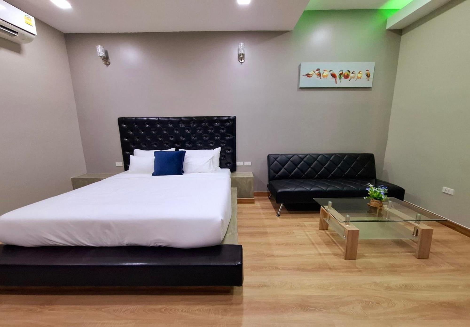 Sawasdee​ Buriram​ Resort Phòng bức ảnh